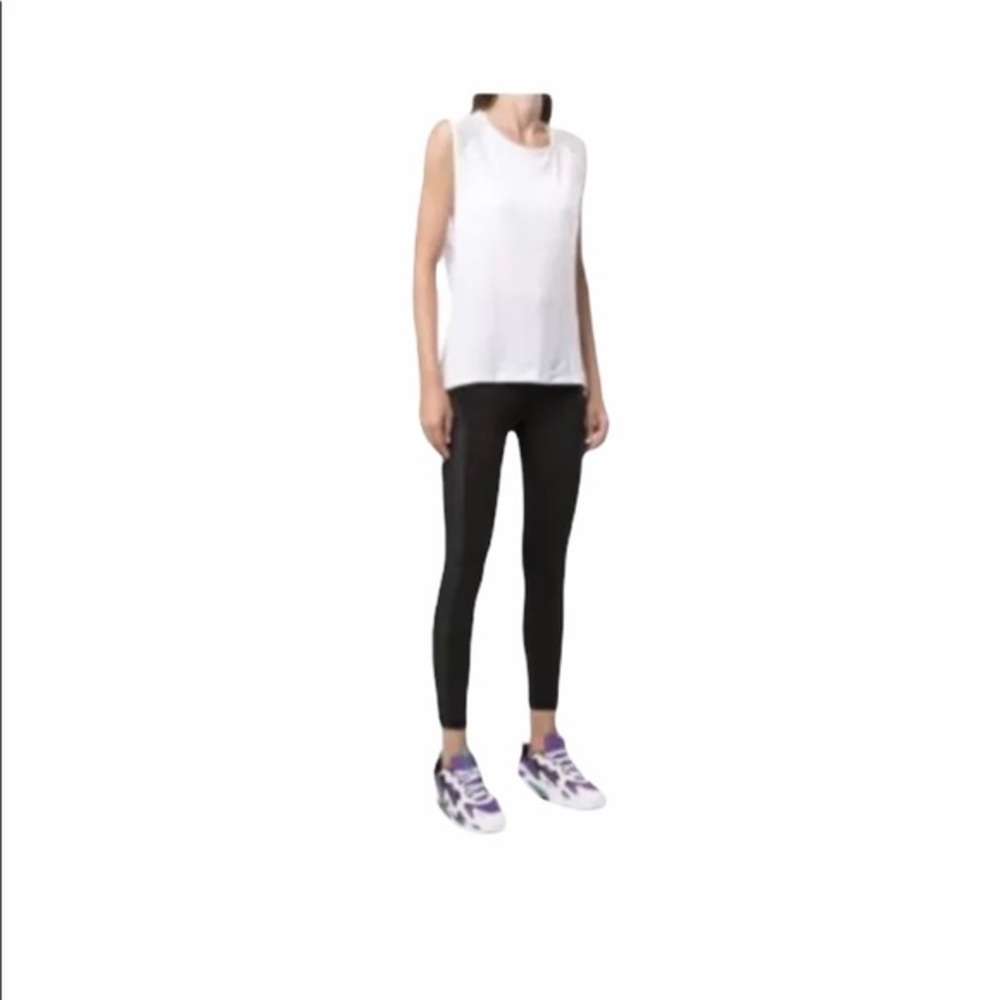 NWT Michi Molten top sleeveless white